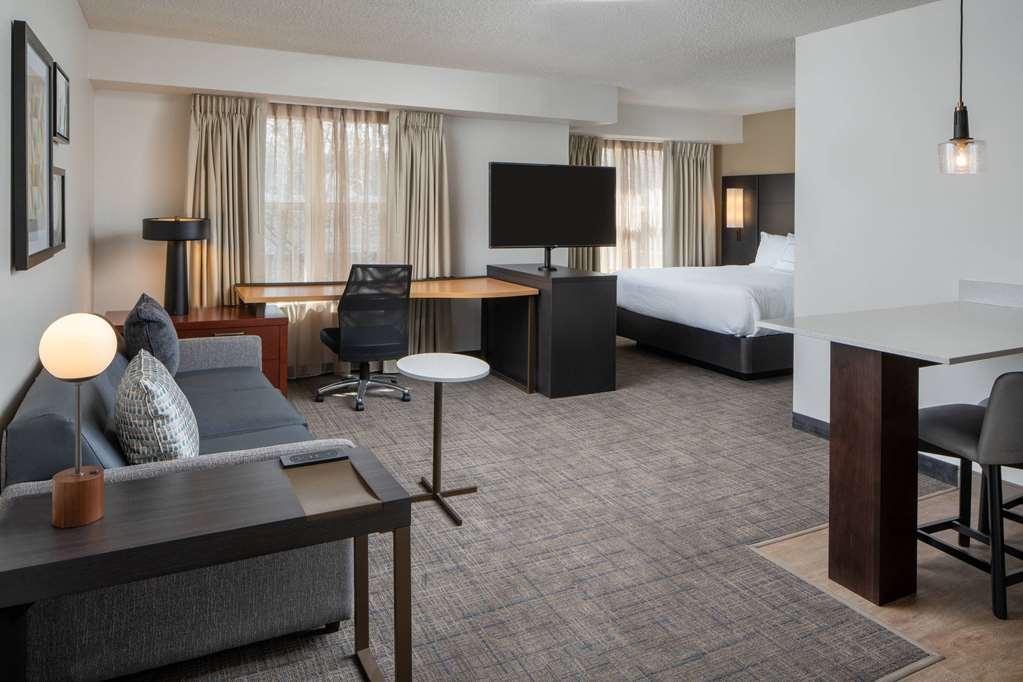 Sonesta Es Fair Lakes Hotel