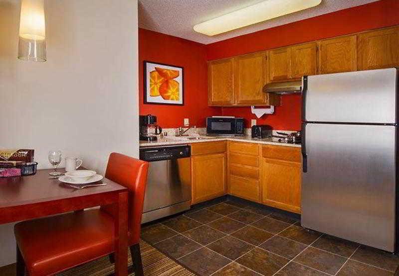 Hotel Sonesta Es Fair Lakes 3*