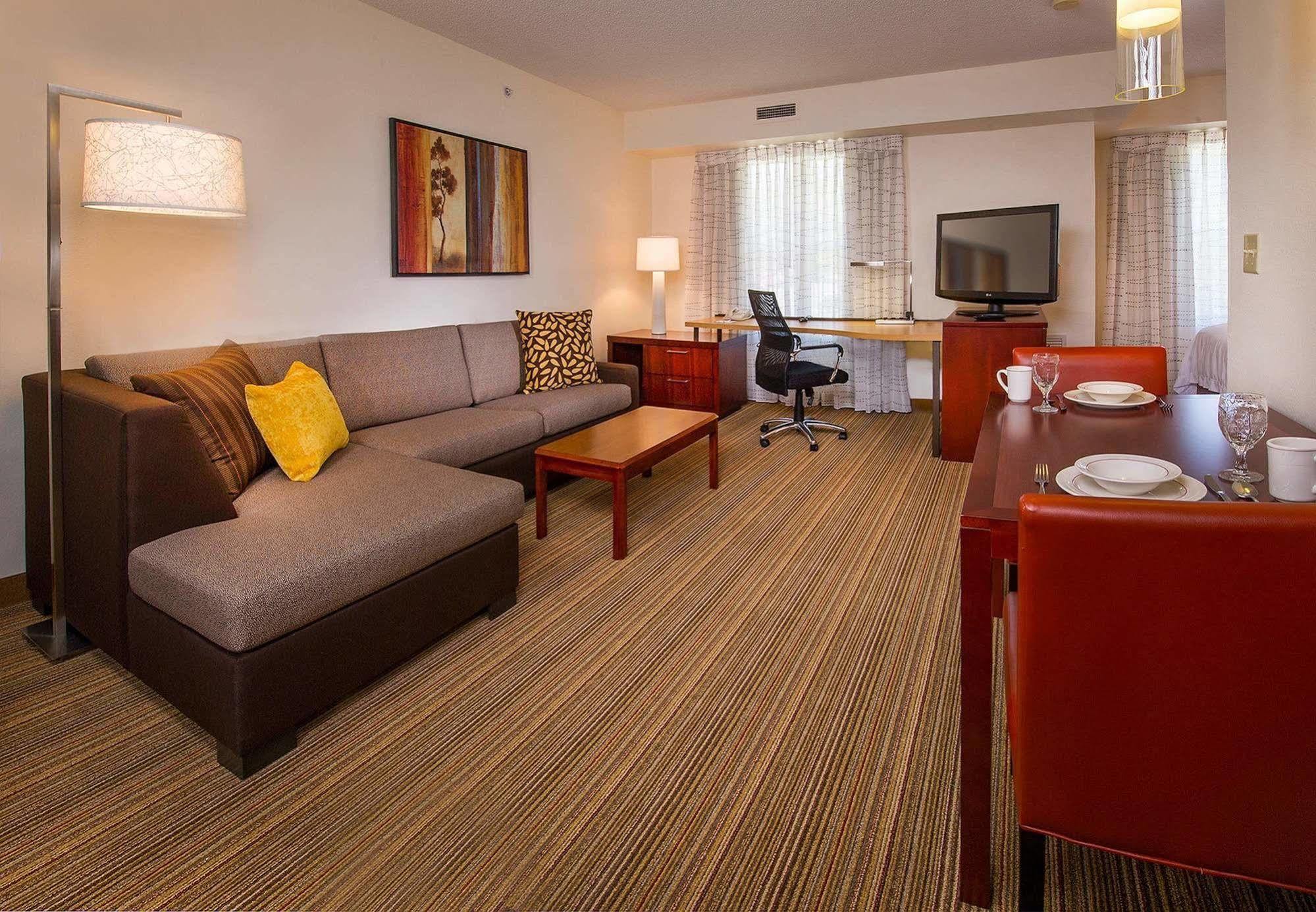 Hotel Sonesta Es Fair Lakes